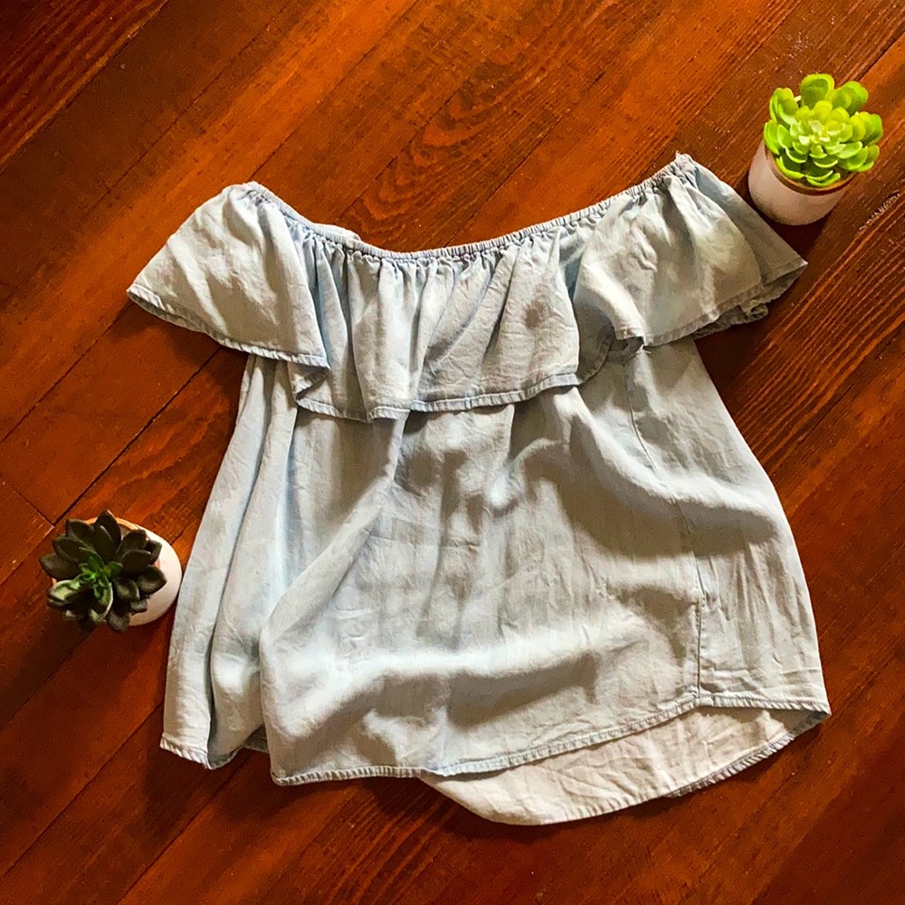 Paper Crane Off the Shoulders tee